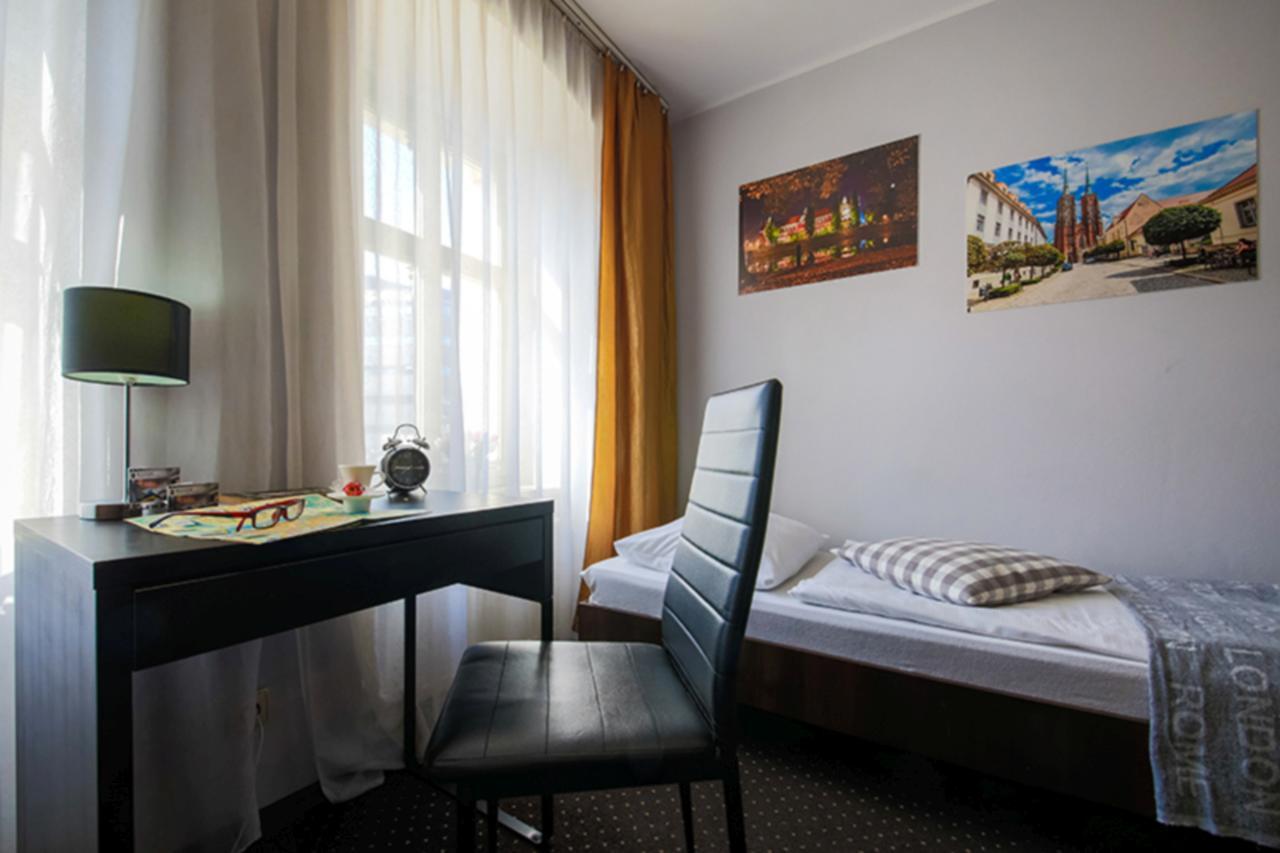 Boogie Deluxe Old Town Aparthotel Wroclaw Exterior photo